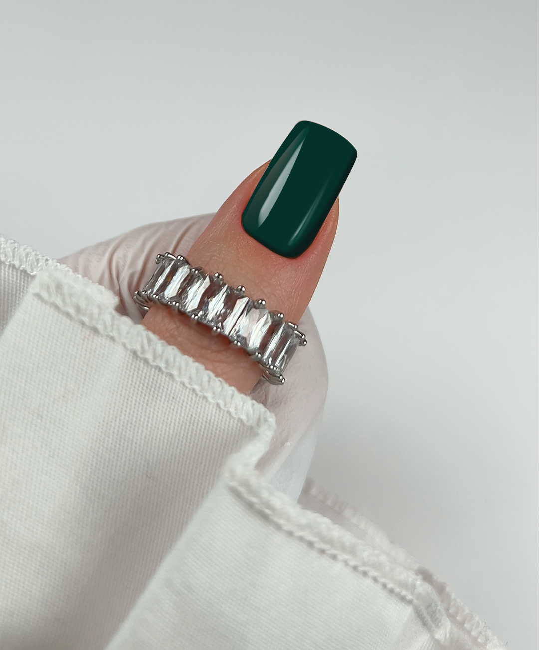 Gel Polish 044 Pitch - Pipa Cosmetics