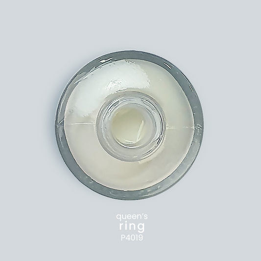 Nail Polish Luxury Queen's Ring - Pipa Cosmetics Purple Professional®