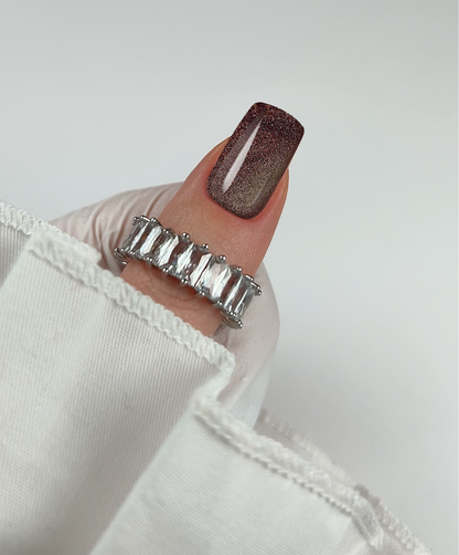 Gel Polish 140 Dazzle – CAT EYE - Pipa Cosmetics